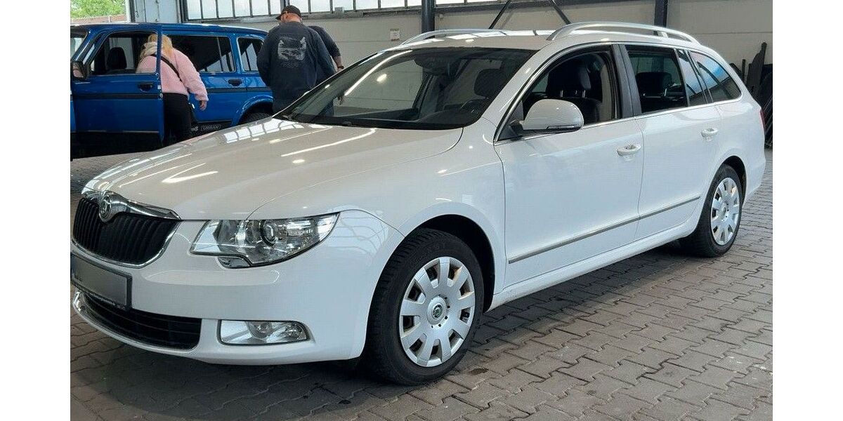 Skoda Superb 173.323 km 3.800 &euro; Stuttgart 70176