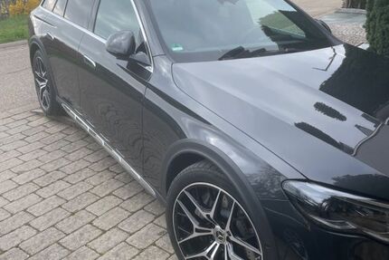 Mercedes-Benz E 300 16.500 km 57.200 &euro; Weissach 71287