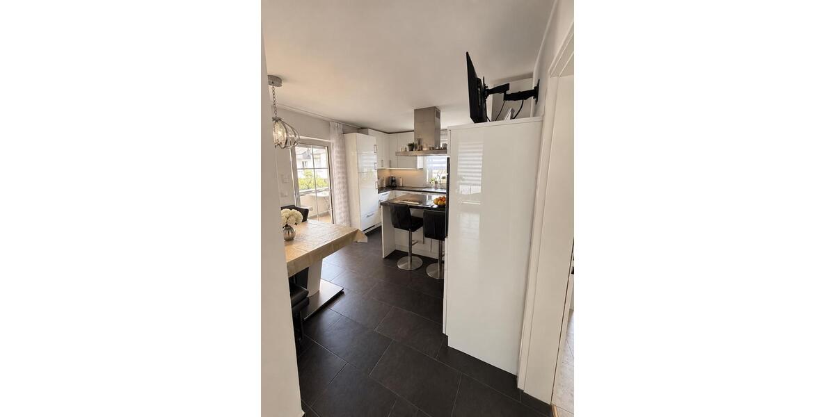 Einfamilienhaus Böblingen - 4 Zimmer, 133 m&sup2;, 1.800&euro; | Angebot:27620303