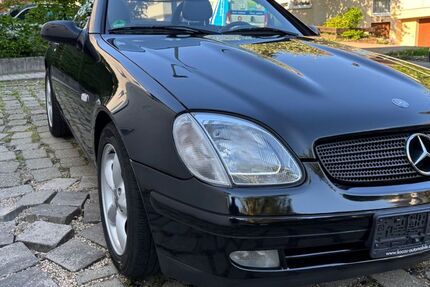 Mercedes-Benz SLK 200 59.000 km 7.600 &euro; Sindelfingen 71069