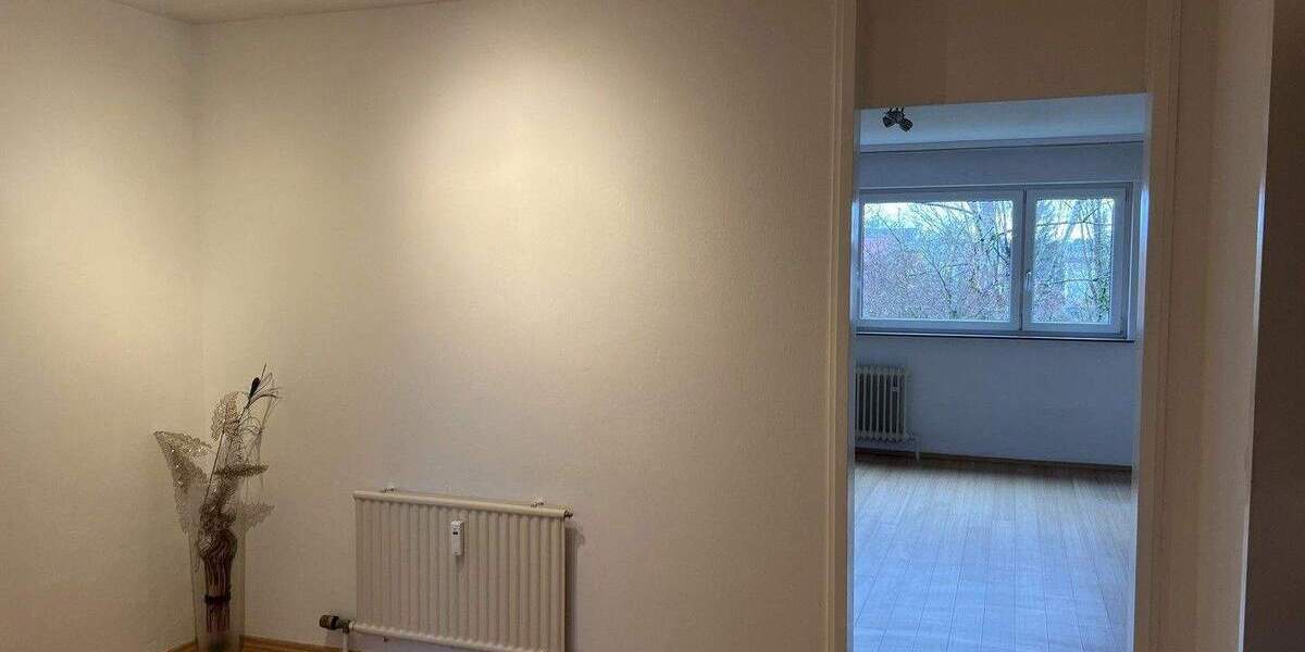 Etagenwohnung Stuttgart Möhringen - 3 Zimmer, 76 m&sup2;, 330.000&euro; | Angebot:25755946
