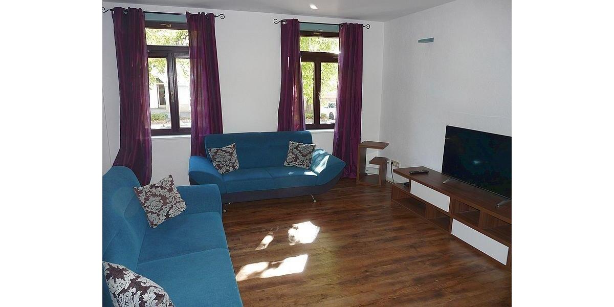 Erdgeschoßwohnung Ludwigsburg - 4.5 Zimmer, 126 m&sup2;, 1.700&euro; | Angebot:25899613