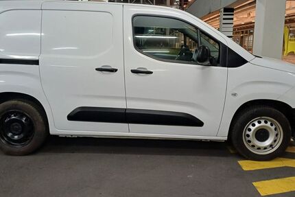 Opel Combo 79.000 km 11.500 &euro; Esslingen am Neckar 73733