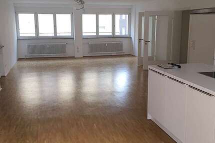 Wohnung Stuttgart Lehen - 2 Zimmer, 107 m&sup2;, 1.570&euro; | Angebot:27622463