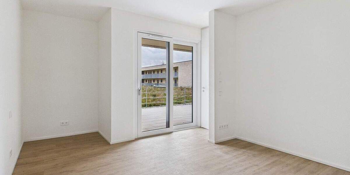 Etagenwohnung Sindelfingen Ost - 2 Zimmer, 73 m&sup2;, 1.360&euro; | Angebot:25669825