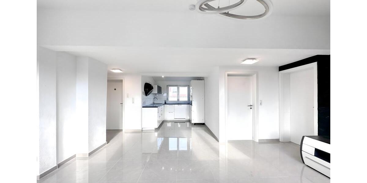 Dachgeschoßwohnung Winnenden - 4 Zimmer, 70 m&sup2;, 950&euro; | Angebot:25648717