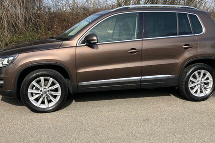 VW Tiguan 66.000 km 9.990 &euro; Stuttgart 70567