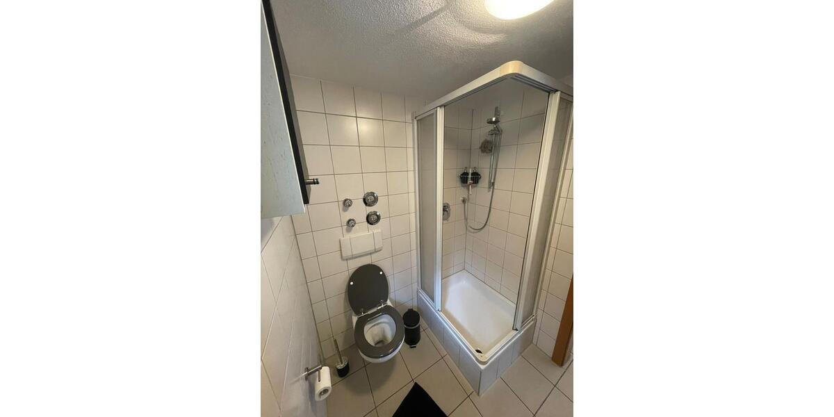 Etagenwohnung Neuhausen auf den Fildern - 1 Zimmer, 40 m&sup2;, 640&euro; | Angebot:25660039