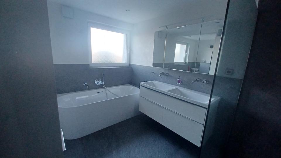 Doppelhaushälfte Wernau (Neckar) - 6.5 Zimmer, 163 m&sup2;, 640.000&euro; | Angebot:25948779