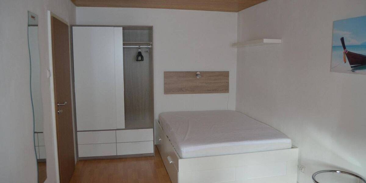 Etagenwohnung Stuttgart Zuffenhausen - 3 Zimmer, 62 m&sup2;, 270.000&euro; | Angebot:26699023