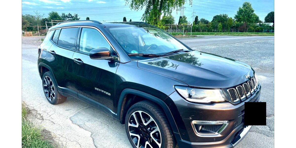 Jeep Compass 79.937 km 17.598 &euro; Bietigheim 74321