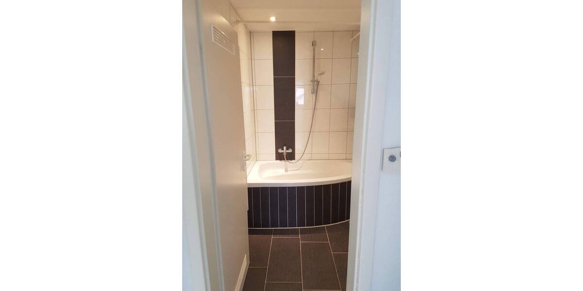 Mehrfamilienhaus, Wohnhaus Stuttgart Vaihingen - 9 Zimmer, 223 m&sup2;, 1.129.000&euro; | Angebot:25799854