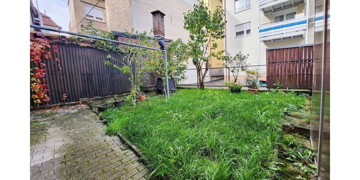 Mehrfamilienhaus, Wohnhaus Stuttgart Süd - 9 Zimmer, 174 m&sup2;, 725.000&euro; | Angebot:25704680