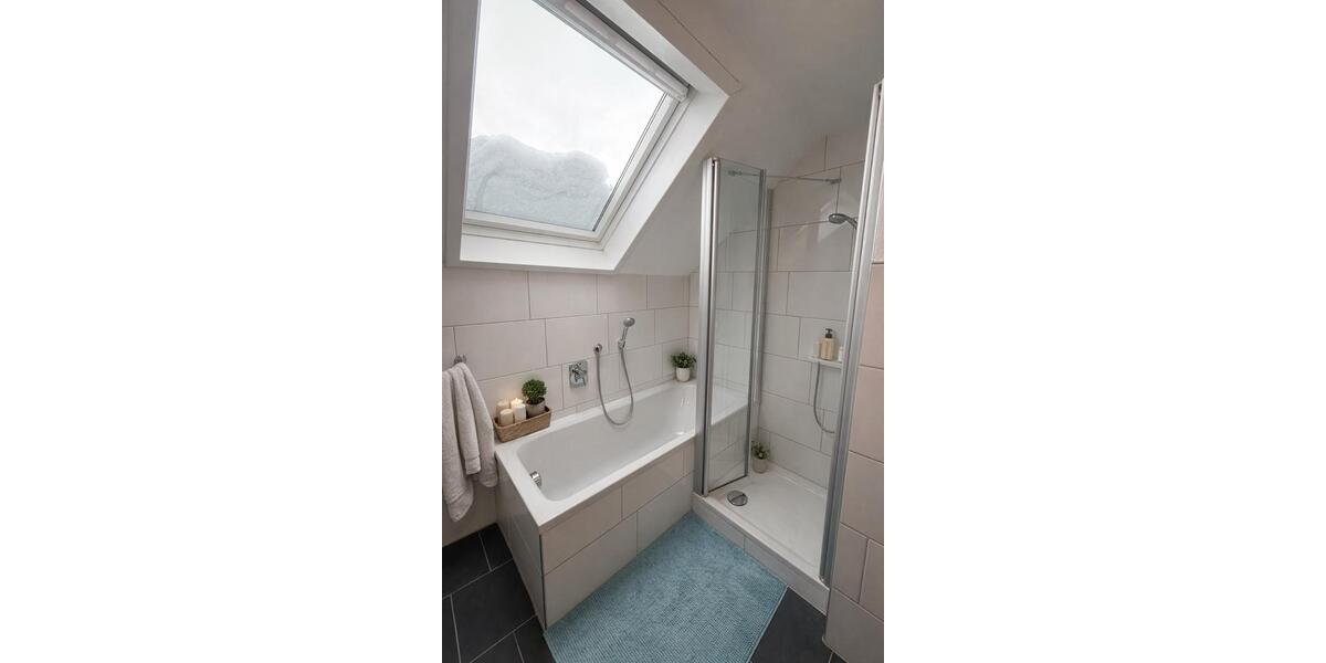 Dachgeschoßwohnung Welzheim - 5 Zimmer, 99 m&sup2;, 980&euro; | Angebot:25226778