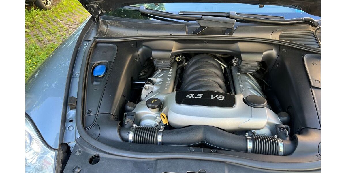 Porsche Cayenne 297.000 km 5.950 &euro; Esslingen 73728