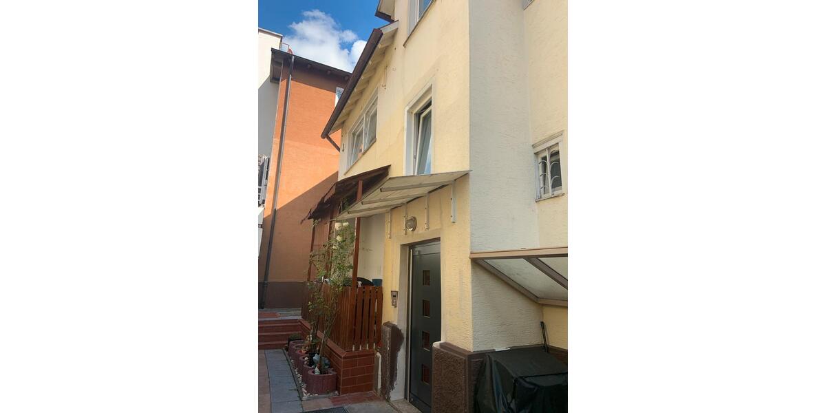 Maisonettenwohnung Esslingen am Neckar Oberesslingen - 3.5 Zimmer, 97 m&sup2;, 1.050&euro; | Angebot:27565833