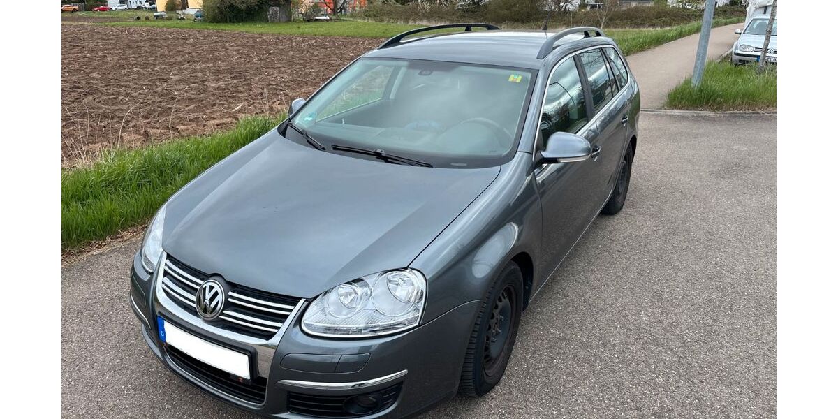 VW Golf 226.000 km 1.950 &euro; Remshalden 73630