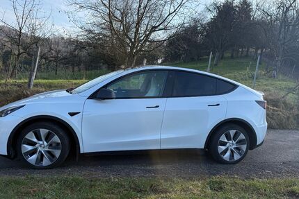 Tesla Model Y 32.000 km 33.700 &euro; Oberstenfeld - Prevorst 71720
