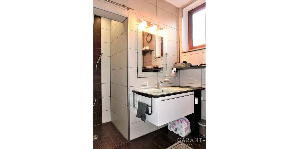 Einfamilienhaus Göppingen Jebenhausen - 6 Zimmer, 200 m&sup2;, 599.000&euro; | Angebot:25781198