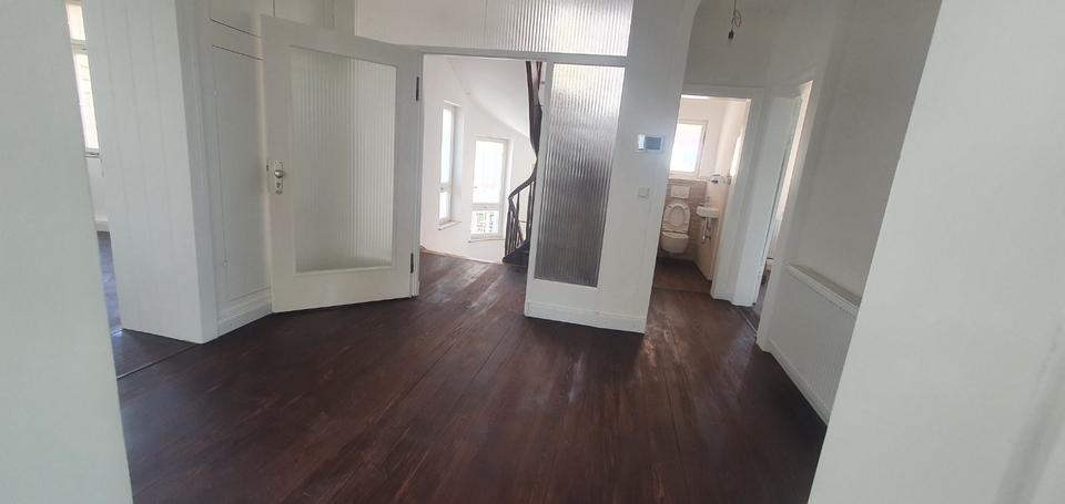 Etagenwohnung Sindelfingen Sindelfingen (Stadt) - 4 Zimmer, 110 m&sup2;, 1.150&euro; | Angebot:25960828