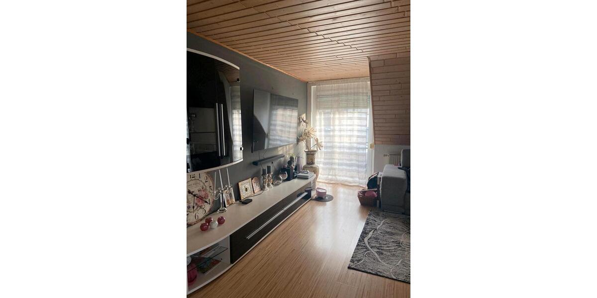 Etagenwohnung Hemmingen - 4.5 Zimmer, 115 m&sup2;, 1.450&euro; | Angebot:24638364