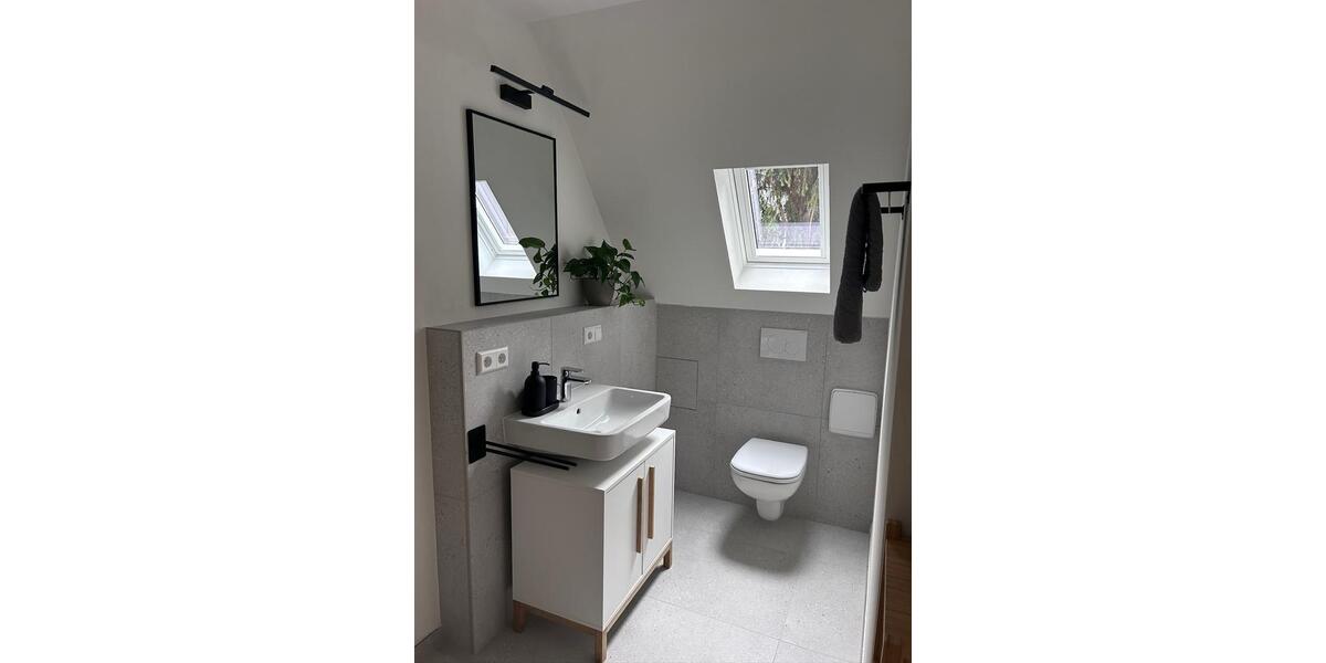 Dachgeschoßwohnung Stuttgart Stuttgart-Nord - 2 Zimmer, 46 m&sup2;, 1.290&euro; | Angebot:25917318