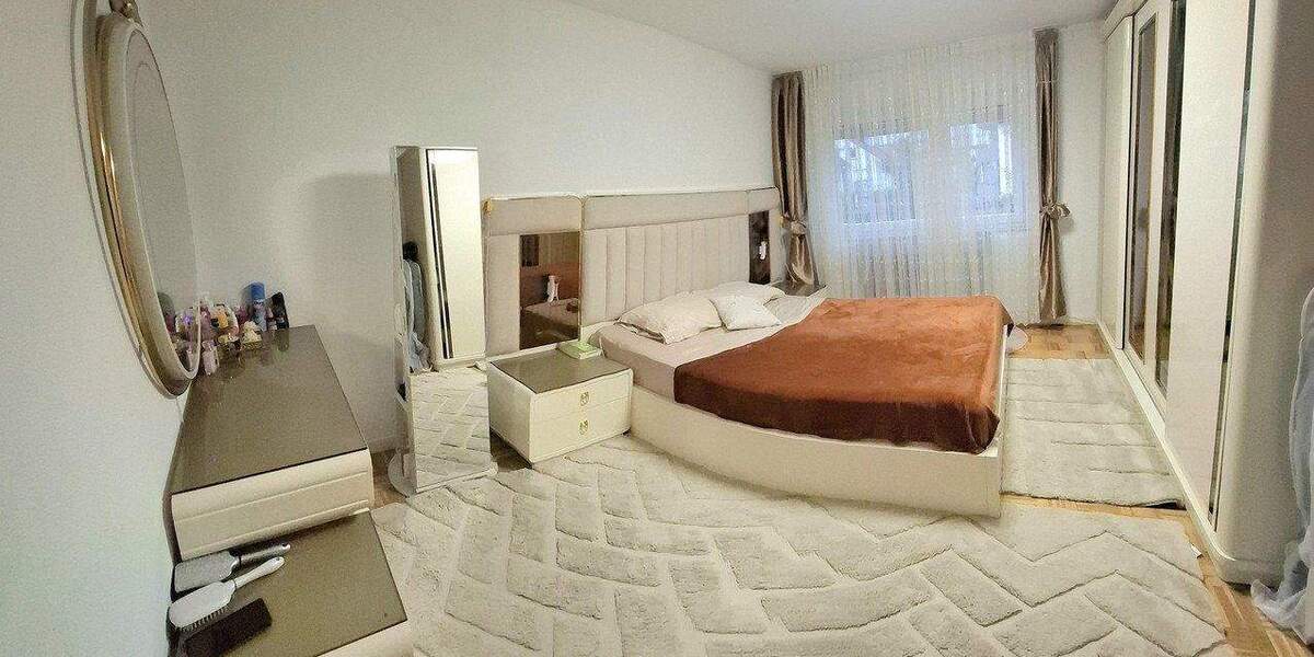 Etagenwohnung Winnenden - 4 Zimmer, 101 m&sup2;, 380.000&euro; | Angebot:25657602