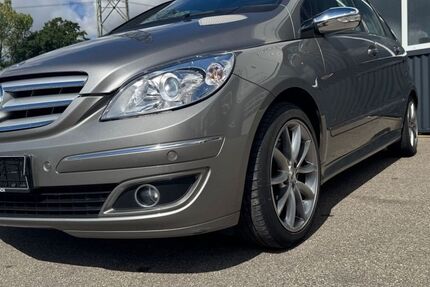 Mercedes-Benz B 200 173.000 km 3.490 &euro; Asperg / Stuttgart 71679