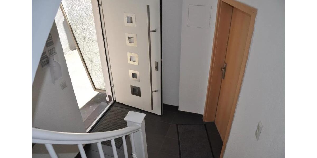 Erdgeschoßwohnung Stuttgart - 3 Zimmer, 52 m&sup2;, 1.150&euro; | Angebot:25267168