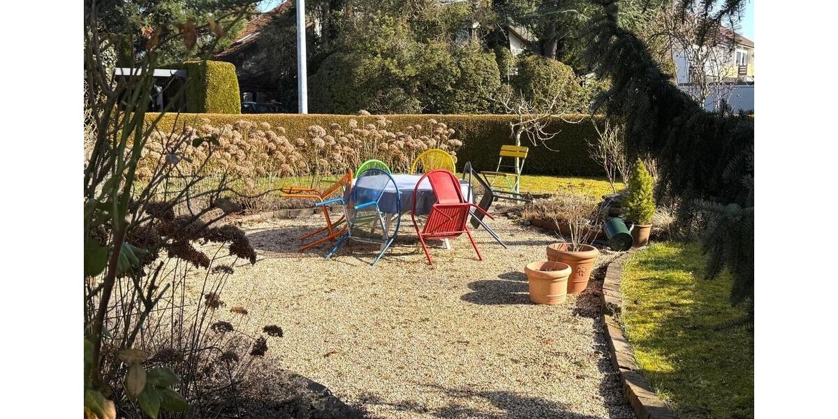 Einfamilienhaus Nürtingen - 7.5 Zimmer, 165 m&sup2;, 796.000&euro; | Angebot:25612410