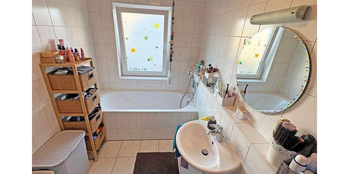 Etagenwohnung Schorndorf - 4 Zimmer, 88 m&sup2;, 345.000&euro; | Angebot:25705256