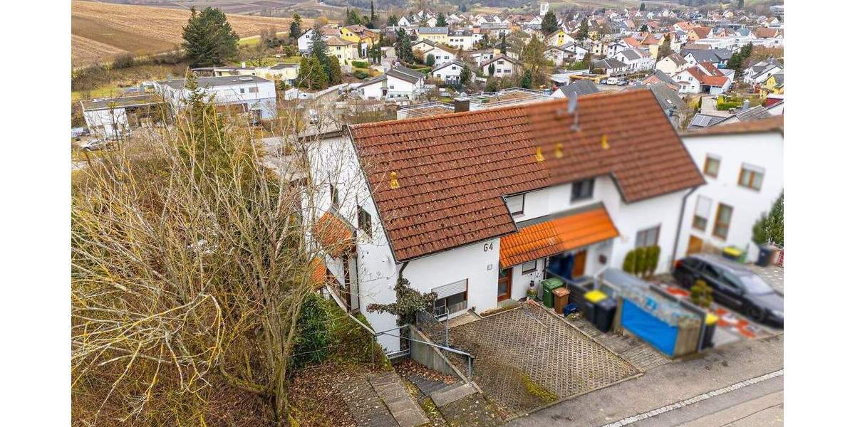Doppelhaushälfte Großbottwar - 6 Zimmer, 145 m&sup2;, 348.000&euro; | Angebot:25698028