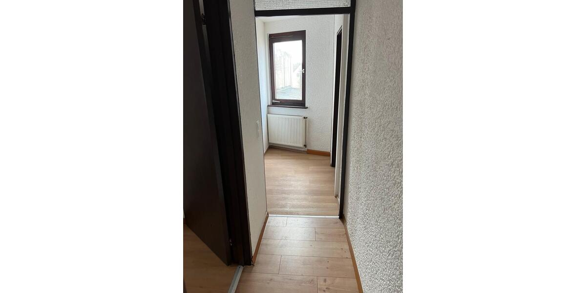 Dachgeschoßwohnung Nürtingen - 3.5 Zimmer, 60 m&sup2;, 165.000&euro; | Angebot:25791433
