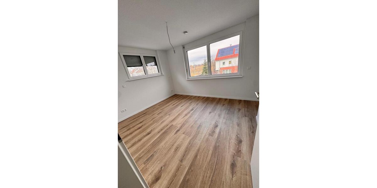 Etagenwohnung Stuttgart Vaihingen - 2 Zimmer, 67 m&sup2;, 1.200&euro; | Angebot:25294192