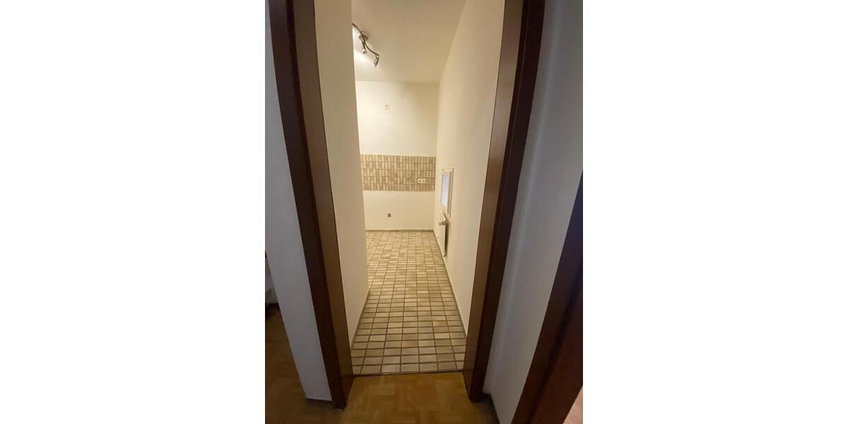 Erdgeschoßwohnung Asperg - 3 Zimmer, 70 m&sup2;, 1.200&euro; | Angebot:25783421