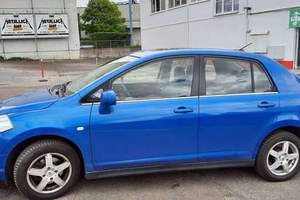 Nissan Tiida 131.500 km 2.100 &euro; Esslingen am Neckar, Stadt 73734