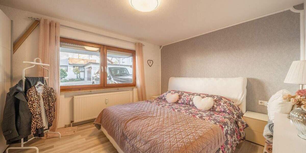 Etagenwohnung Filderstadt Sielmingen - 3 Zimmer, 77 m&sup2;, 379.000&euro; | Angebot:25772788