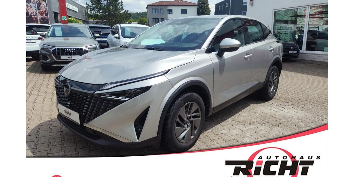 Nissan Qashqai 40.980 km 22.280 &euro; Leonberg 71229