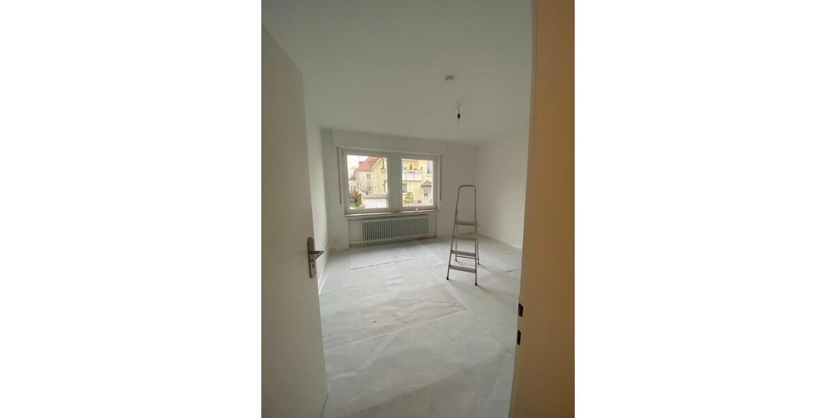 Hochparterre Fellbach Oeffingen - 5.5 Zimmer, 112 m&sup2;, 1.930&euro; | Angebot:25883026