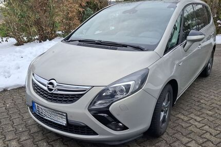 Opel Zafira Tourer 218.500 km 6.000 &euro; Wüstenrot 71543