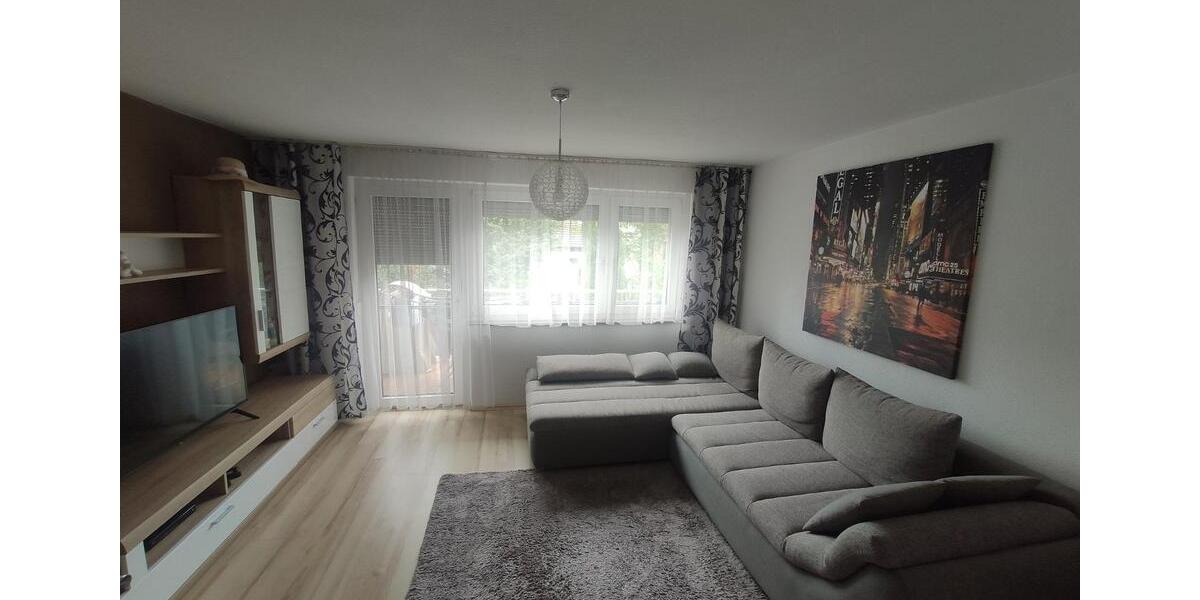 Etagenwohnung Leonberg - 3 Zimmer, 65 m&sup2;, 890&euro; | Angebot:25351926