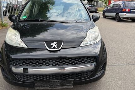 Peugeot 107 223.000 km 799 &euro; Fellbach 70736