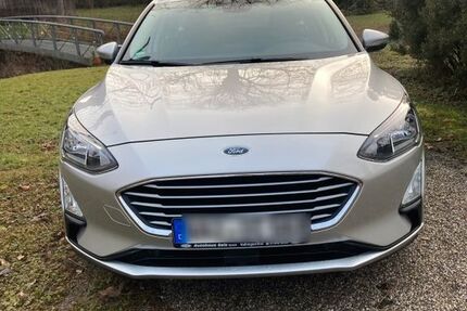 Ford Focus 31.000 km 14.800 &euro; Lauffen 74348