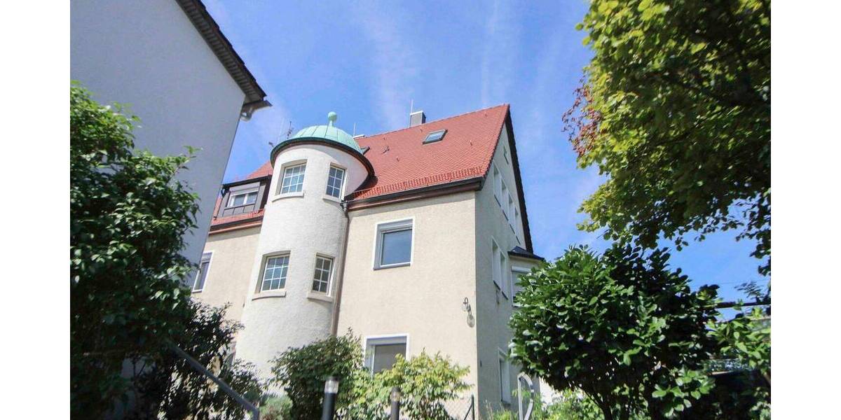 Mehrfamilienhaus, Wohnhaus Stuttgart Botnang - 9 Zimmer, 204 m&sup2;, 980.000&euro; | Angebot:26119209