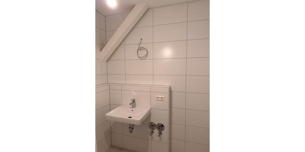 Hochparterre Ebersbach an der Fils - 1 Zimmer, 38 m&sup2;, 820&euro; | Angebot:25932431