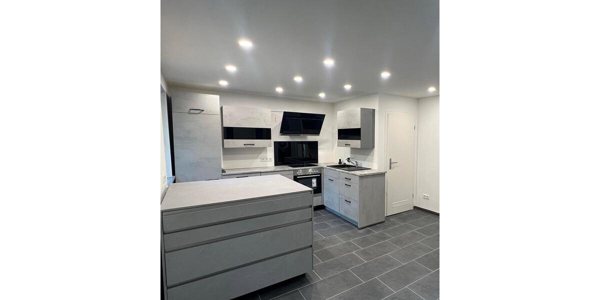 Maisonettenwohnung Sindelfingen - 3.5 Zimmer, 120 m&sup2;, 1.700&euro; | Angebot:26680568