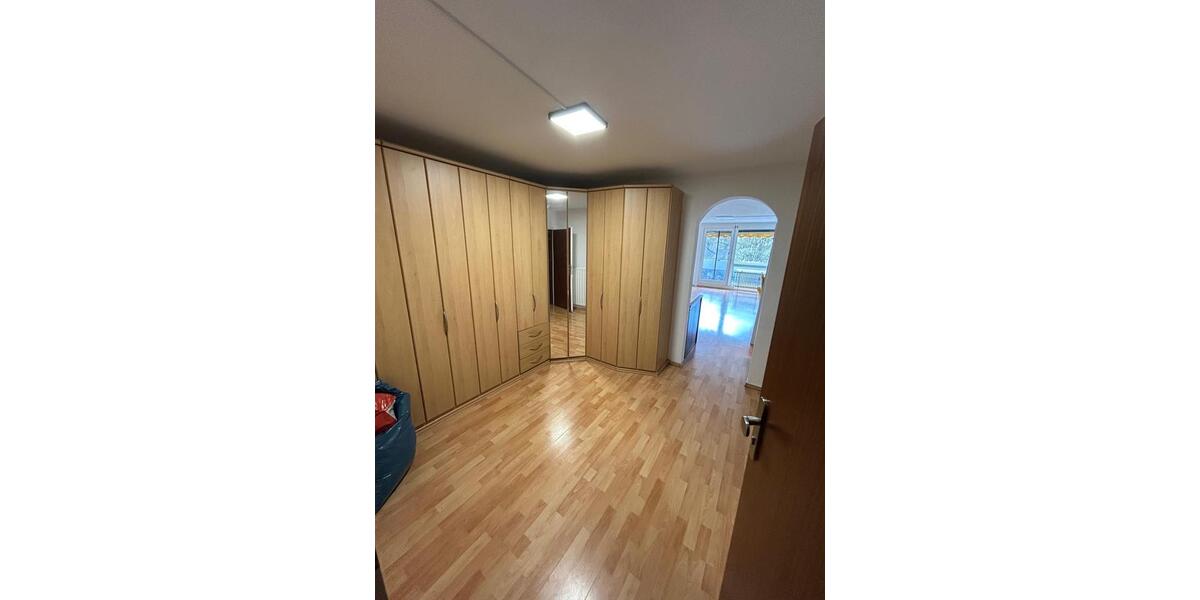 Etagenwohnung Schwieberdingen - 1.5 Zimmer, 55 m&sup2;, 1.200&euro; | Angebot:25944178