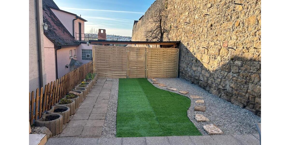 Mehrfamilienhaus, Wohnhaus Marbach am Neckar - 7 Zimmer, 165 m&sup2;, 390.000&euro; | Angebot:27076711