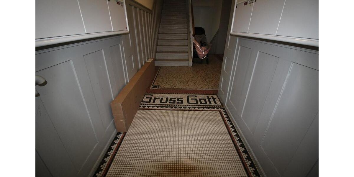 Hochparterre Stuttgart Stuttgart-Süd - 3 Zimmer, 61 m&sup2;, 320.000&euro; | Angebot:26058387