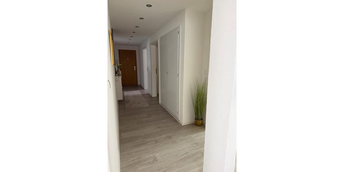 Etagenwohnung Wernau (Neckar) - 3 Zimmer, 76 m&sup2;, 349.000&euro; | Angebot:25965952